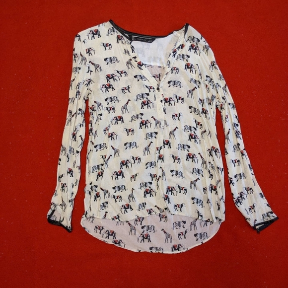 (2/$30) Semi-sheer printed blouse - Picture 2 of 6